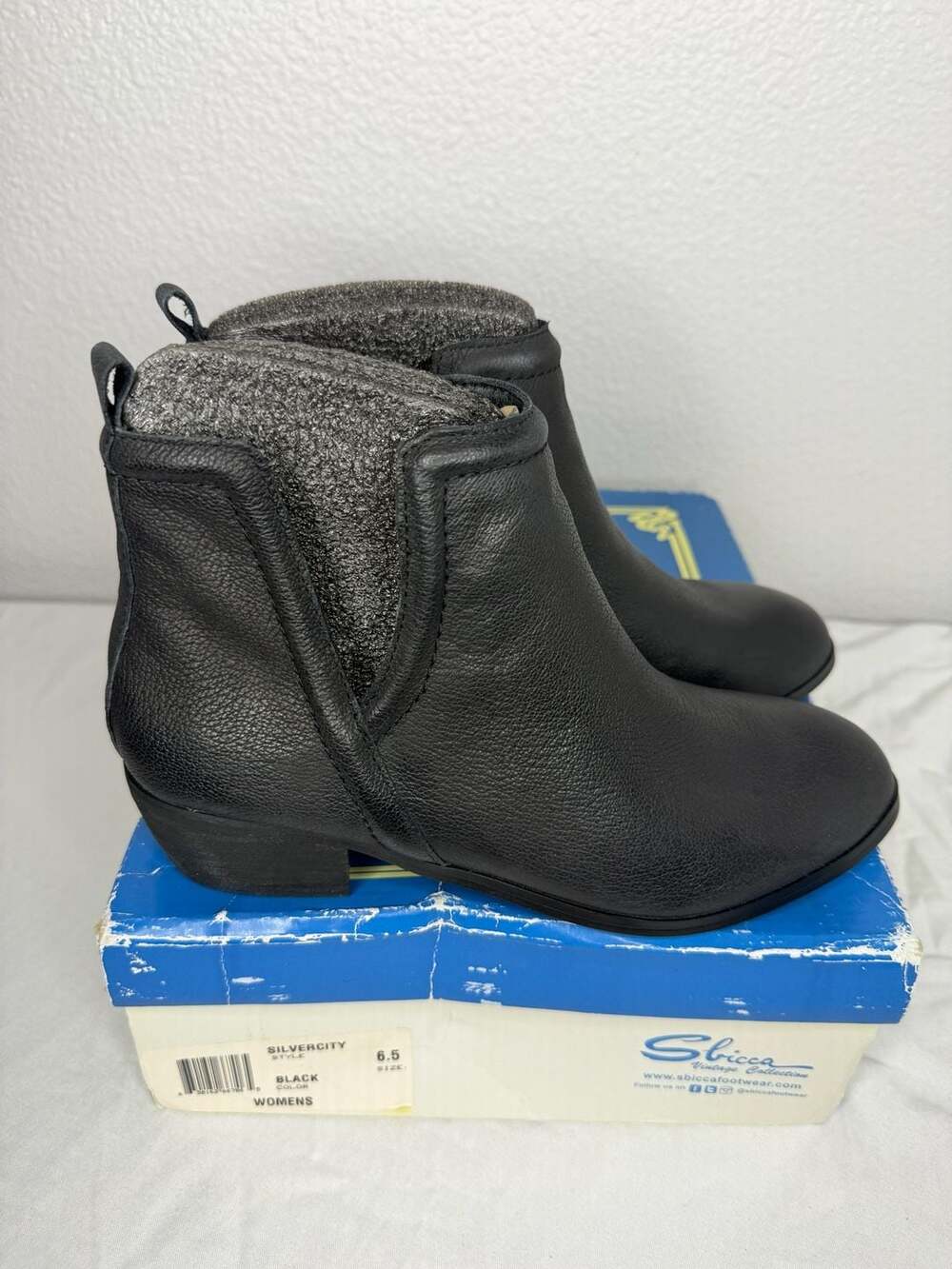 Sbicca Silvercity Ankle Boot Size 6.5 Black Leather